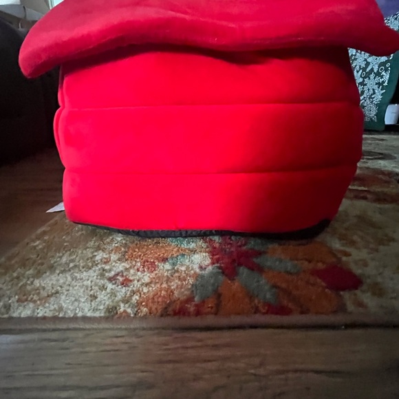 Snoopy Pet House - Picture 4 of 6